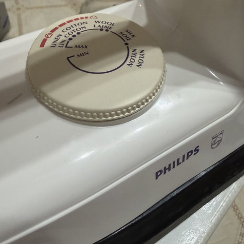 Philips iron