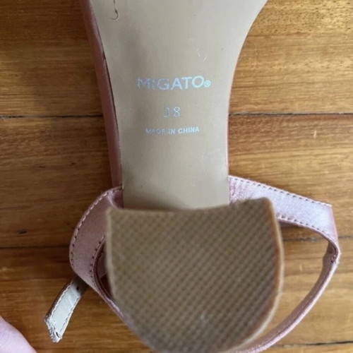 Migato pink satin sandals like new, size 38, pearl decoration