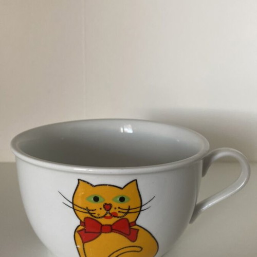 Porcelain mug vintage used, Italian