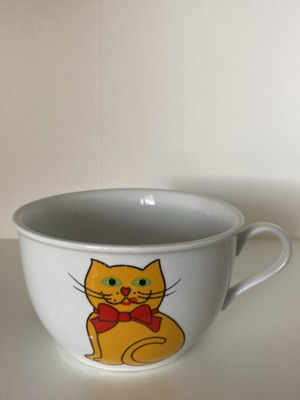 Porcelain mug vintage used, Italian