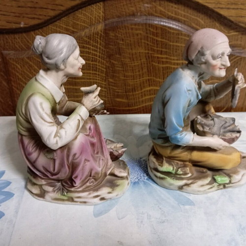German porcelain figurines new, pack from the 70s
