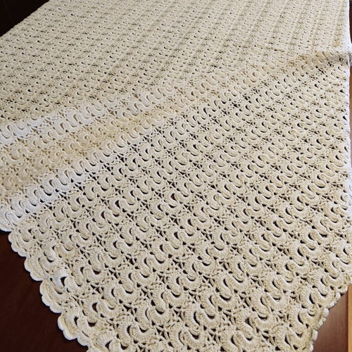 Woolen knitted handmade throw used 185x185 beige