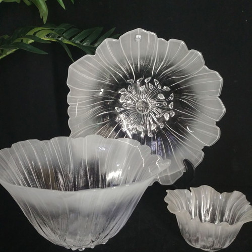 Maleras Wind Flower pair of lead crystal bowls Mats Jonasson Sweden 80s new