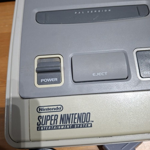 Super Nintendo Entertainment System PAL like new with cables and aftermarket controller