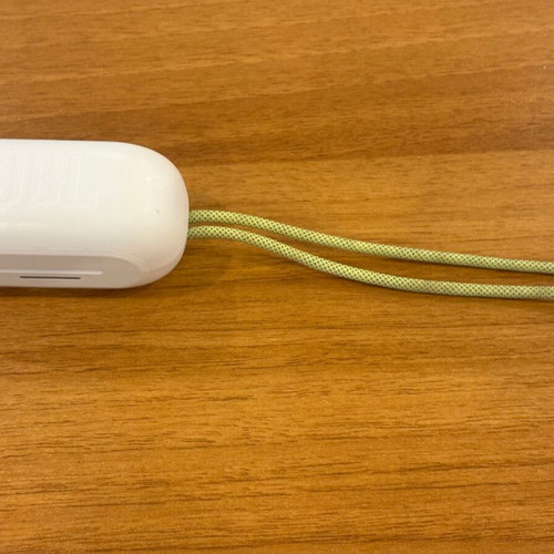 JBL wireless earbuds white like new