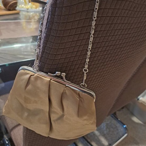 Vintage satin handbag new, gold color with metal chain
