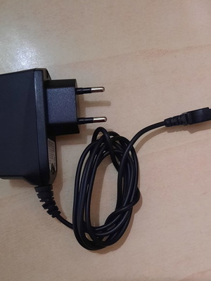 Sony Ericsson HH88A зарядно устройство