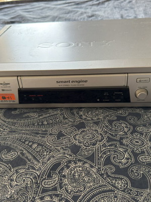 Sony SLV-S800D1 VHS video player σαν καινούργιο, χωρίς τηλεκοντρόλ