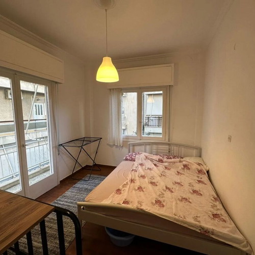 Apartment 78 sqm in Nea Smyrni Center, 3 bedrooms, 1 bathroom, 1st floor