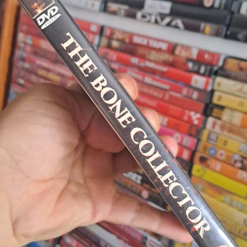 The Bone Collector DVD used, subtitles, action thriller