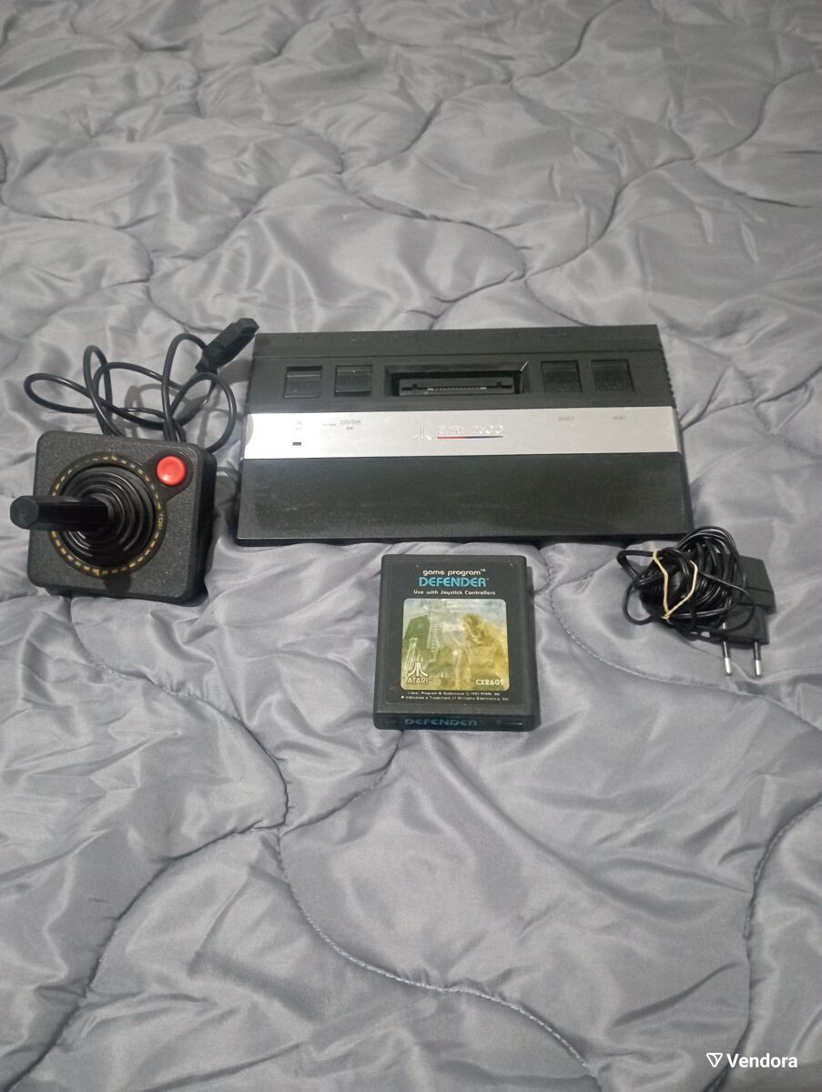 Atari2600Juniorκονσόλαμεταχειρισμένη,πλήρεςπακέτομεχειριστήριοκαιπαιχνίδι