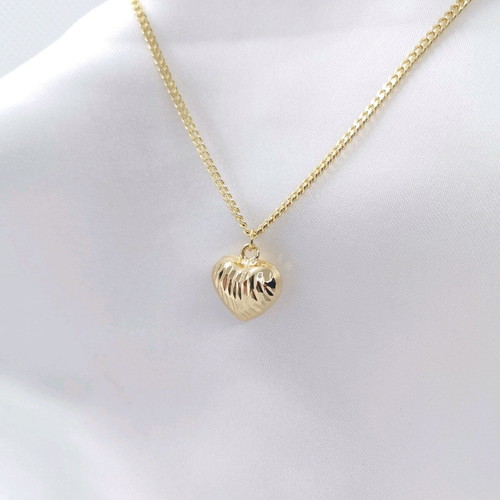 Necklace with embossed heart 18K gold plated new