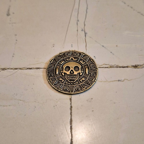 Gold Metal Coin Pirates of the Caribbean like new