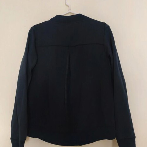Nike jacket new, size XS fits small, black