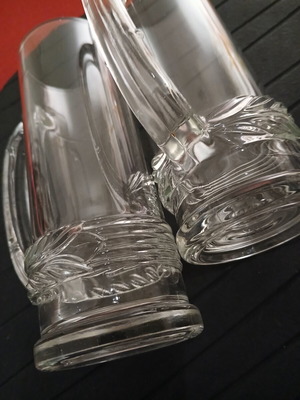 Vintage tall beer glasses set of 5 with base design, new