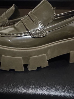 Aldo chunky loafers platform khaki like new