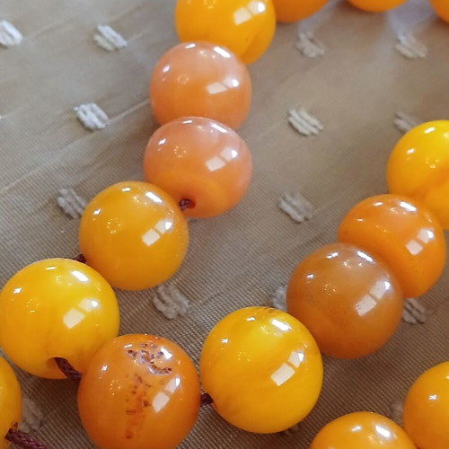 Mastic Kompoloi worry beads, vintage bakelite, silver elements