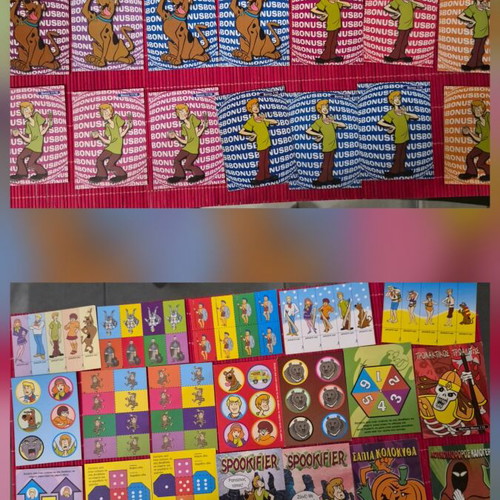 Scooby-Doo World of Mystery collectible card set like new, 332 pieces