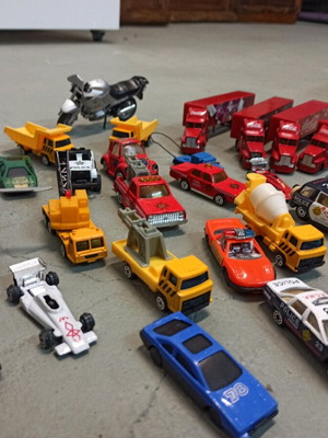 40 vehicles