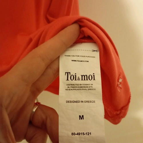 Toi and Moi fuchsia blouse like new