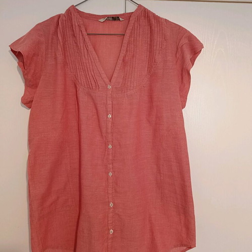 Zara coral shirt like new with buttons, size L