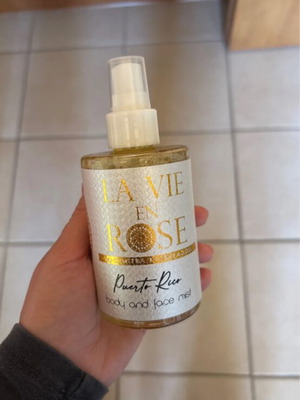 La Vie en Rose Puerto Rico mist σώματος και προσώπου 200ml