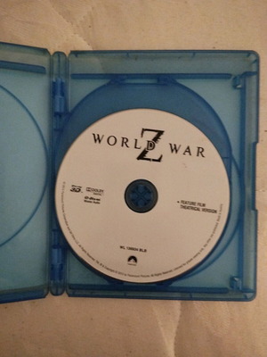 Blu Ray 3D World War Z like new, thriller