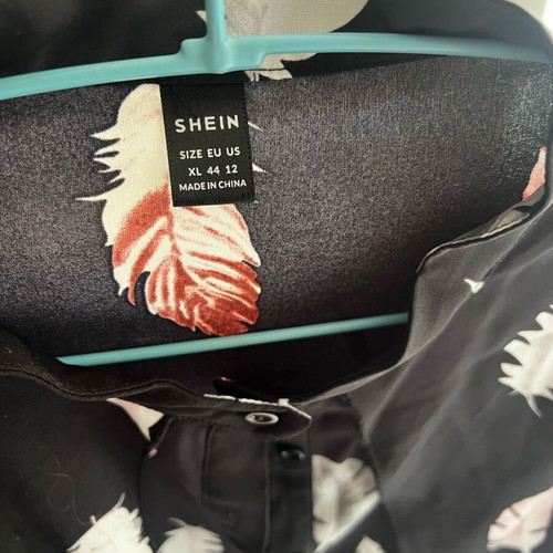 Shein shirt XL like new, black and white