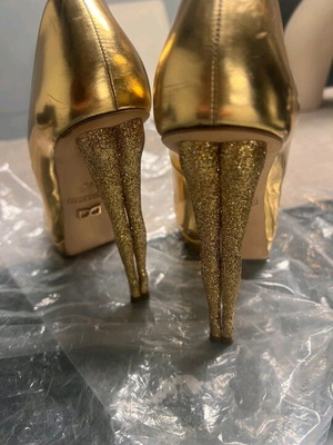 Dukas heels used with gold glitter leg-shaped heel size 38