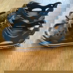  παιδικά πέδιλα crocs c9