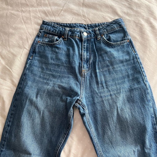 Mom fit jeans 38 blue like new