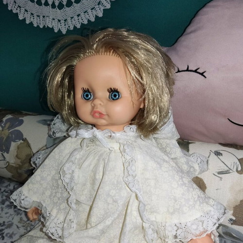 Vintage doll 48cm used with mechanism on back