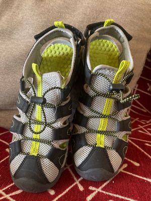 Regatta boys' sandals used size 36 black
