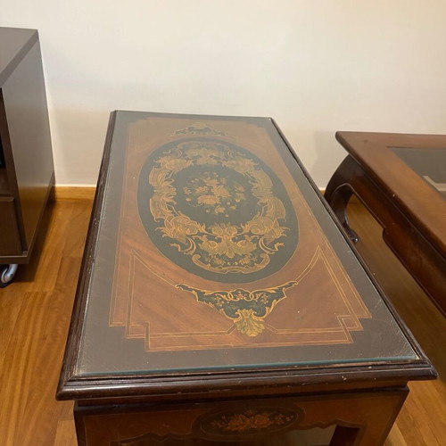 Coffee table with marquetry and glass surface like new