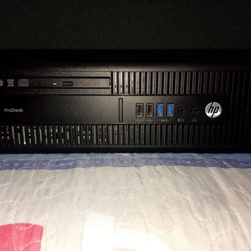 HP ProDesk 600 G2 SFF desktop computer like new, Intel i5, 8GB RAM, SSD, Win 10 Pro