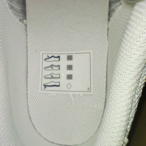 Nike Air Force 1 Flyknit 2.0 sneakers size 42.5 like new, white