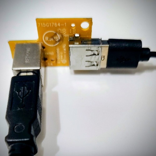 USB-B female to USB-A female adapter board like new
