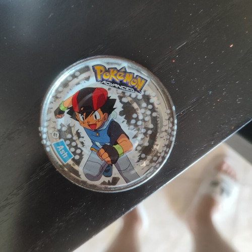 Metal Tazo Ash with Pikachu vintage, used