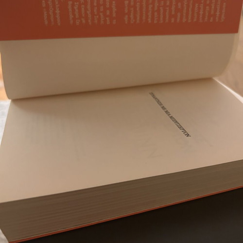 Because of Miss Bridgerton by Julia Quinn like new, Greek edition
