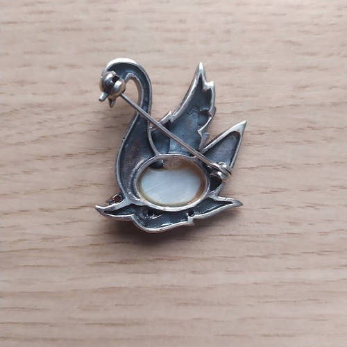 Silver swan brooch 925, vintage