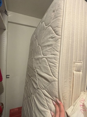 Single mattress used for single bed