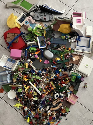 Playmobil collection like new with police station, islands, and figures