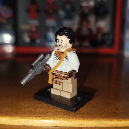 Poe Dameron figure like new with accessories