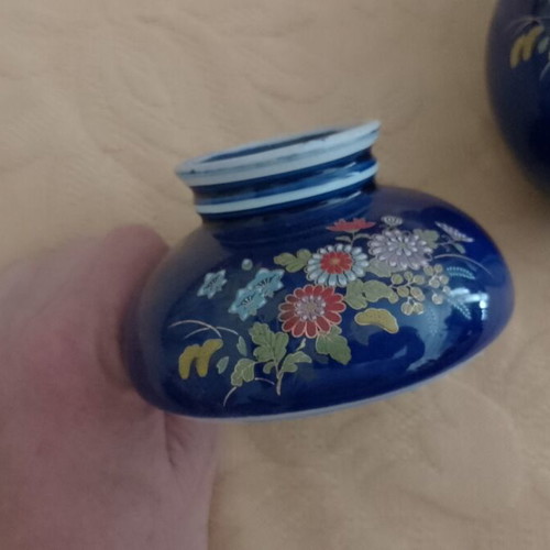 Miniature vintage Japanese porcelain oil lamp like new