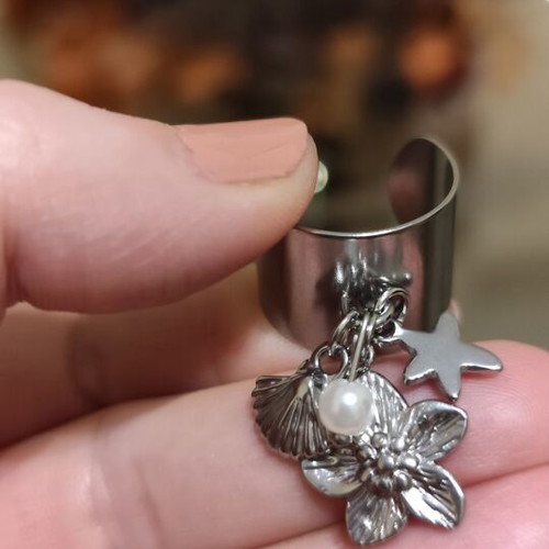 Silver necklace and ring set with charms made of stainless steel new
