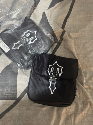 Trapstar Reflective Bag new, authentic, black