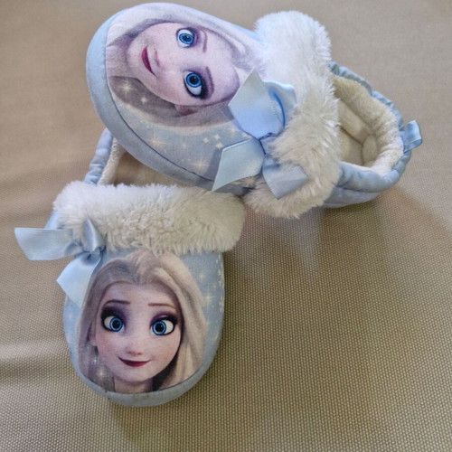 Frozen H&M slippers used, size 24/25, winter indoor