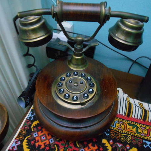 Wooden antique telephone with brass details like new, Made in Italy