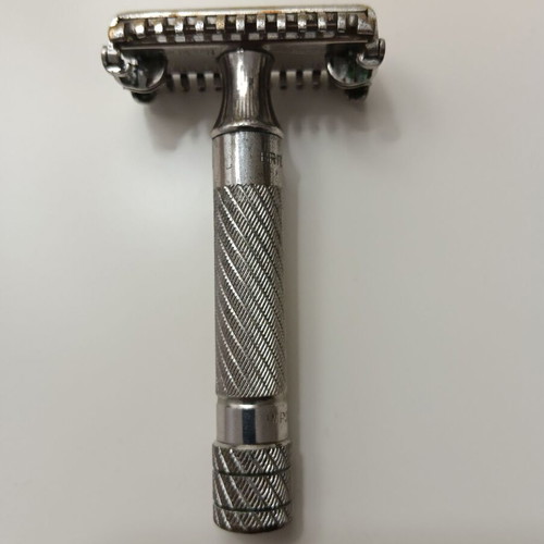 Gillette Aristocrat open comb razor used, 1930s England