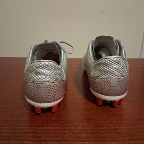 Kappa Saker football shoes used, size 32, silver and red